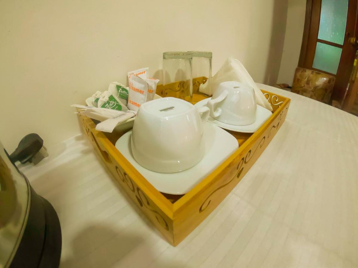 Ritz Inn إيلا المظهر الخارجي الصورة