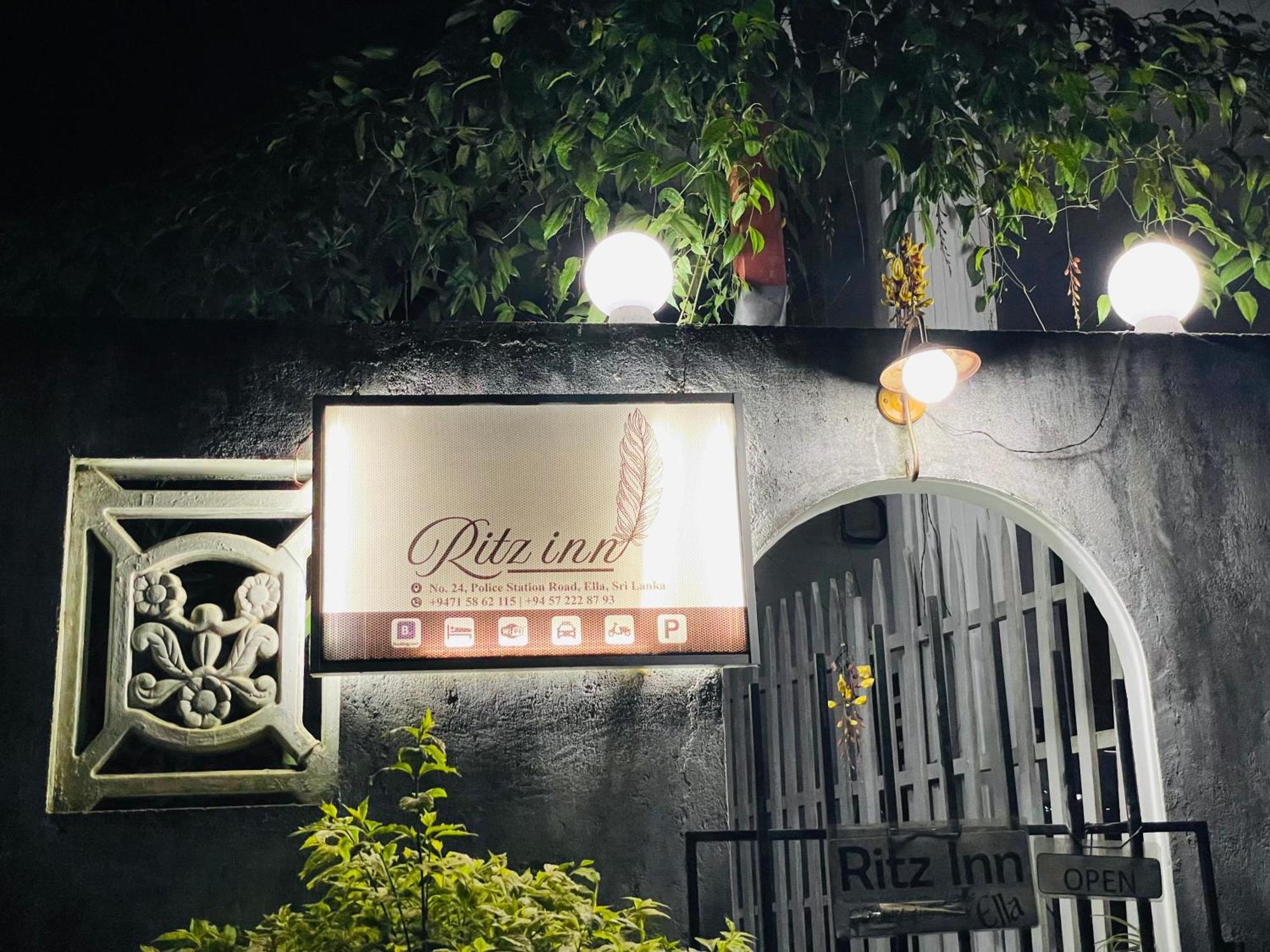 Ritz Inn إيلا المظهر الخارجي الصورة